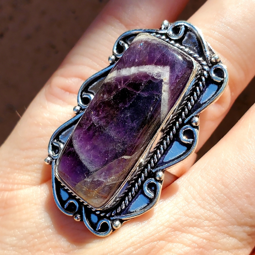 New Chevron Amethyst 925 Silver Ring.